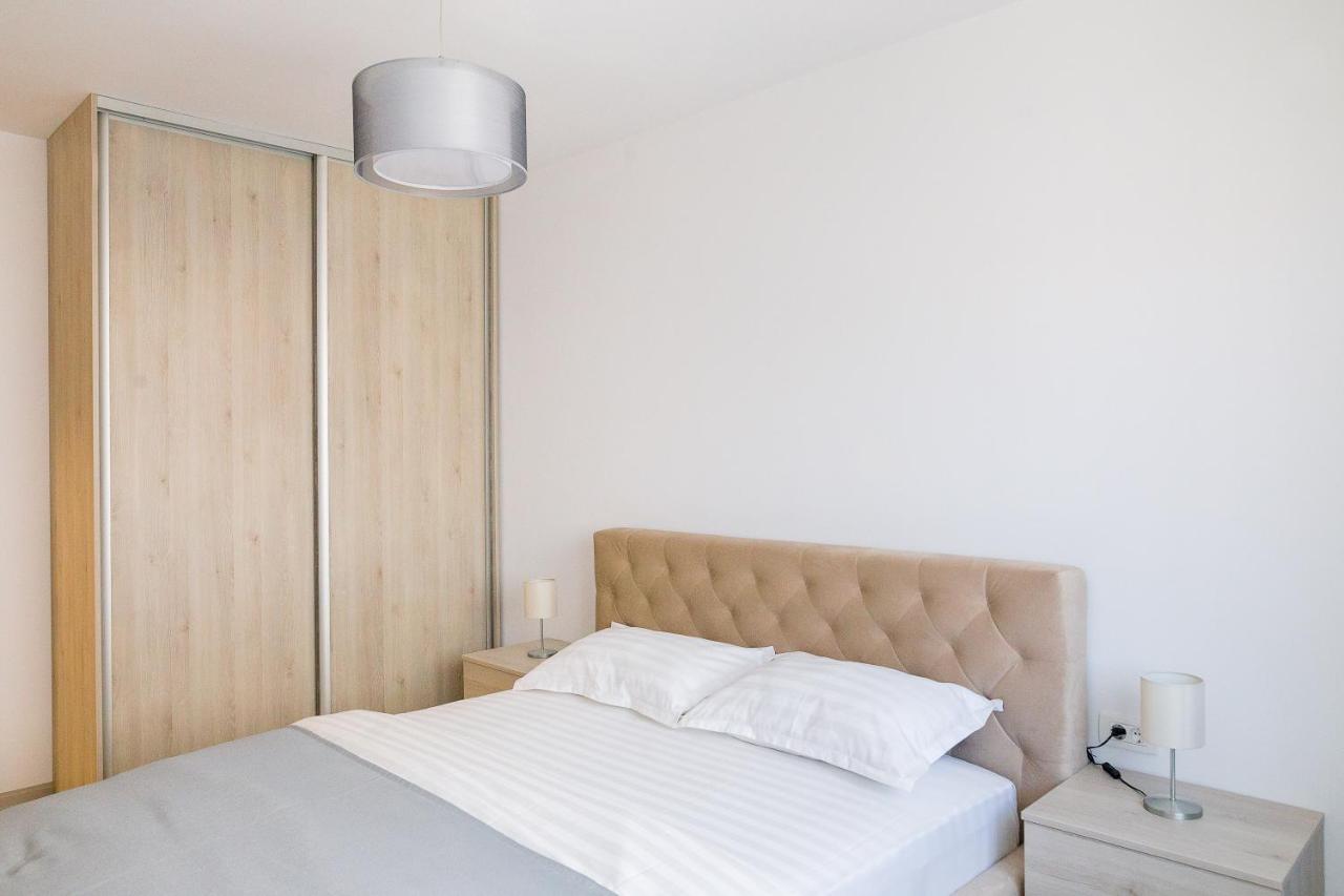 Apartament 4Tourists 2 Braşov Esterno foto