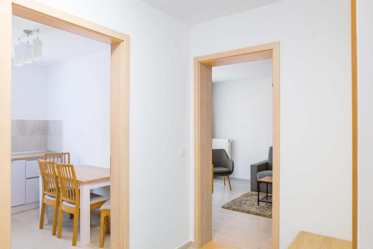 Apartament 4Tourists 2 Braşov Esterno foto