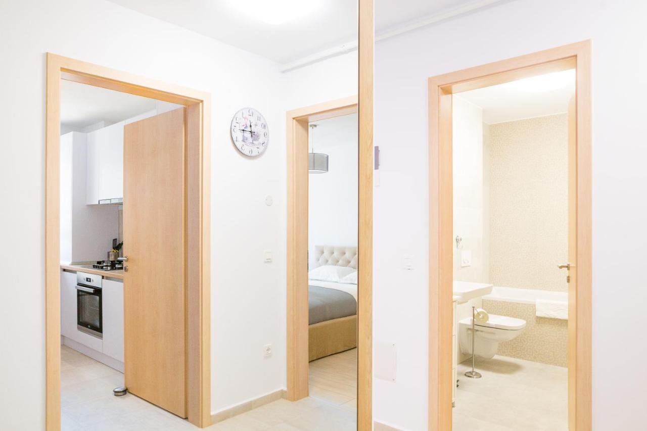 Apartament 4Tourists 2 Braşov Esterno foto